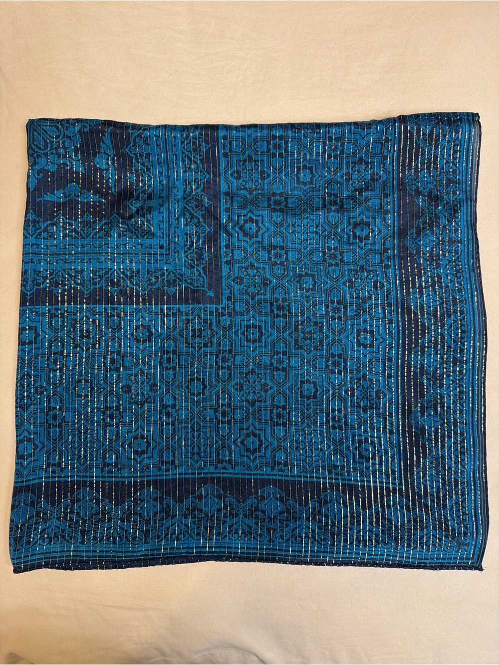 Vintage Oscar de la Renta Studio 96% Silk Metallic Scarf